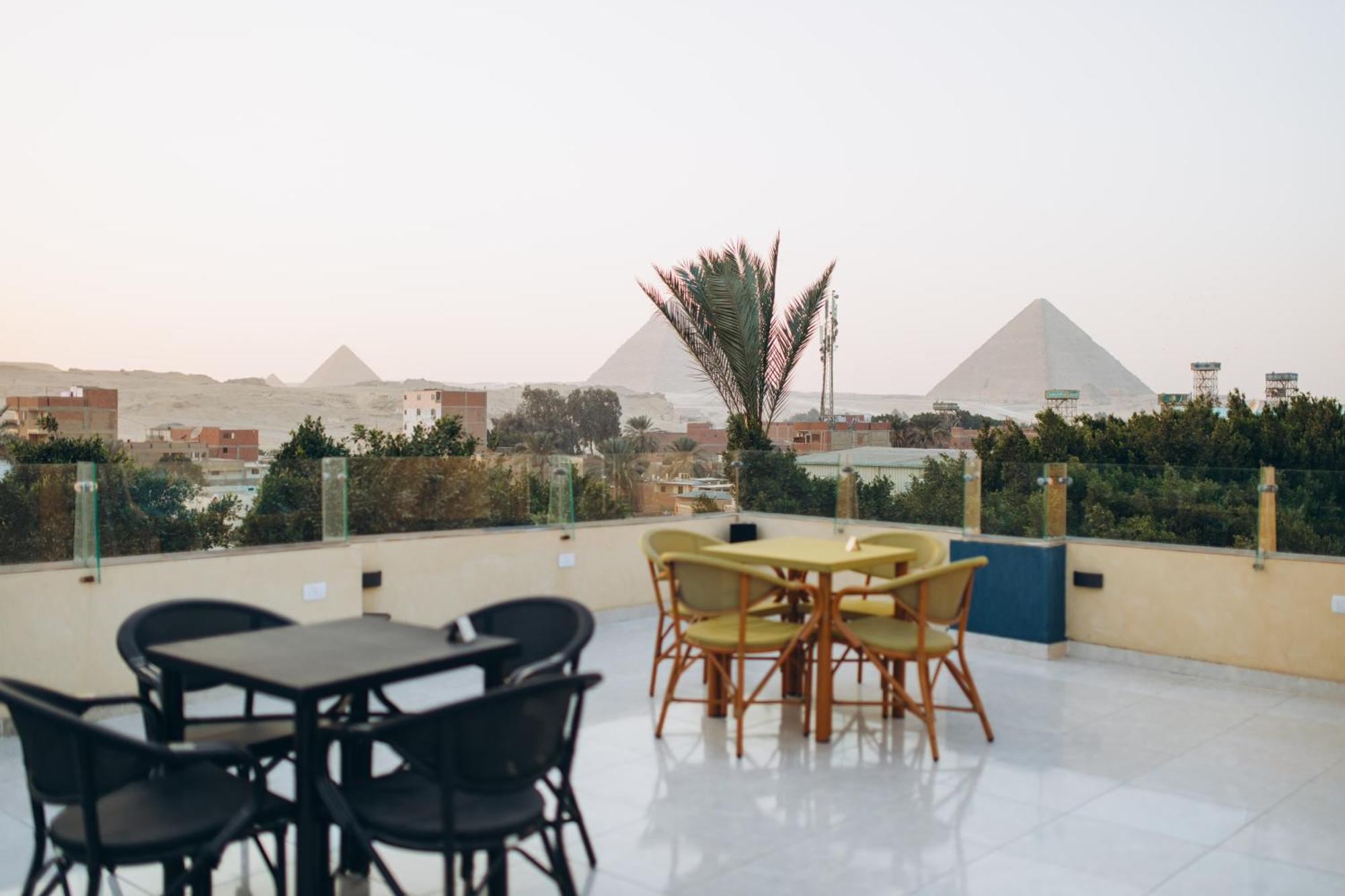 Regent Pyramids View Hotel Kafrat al Jabal Exterior foto