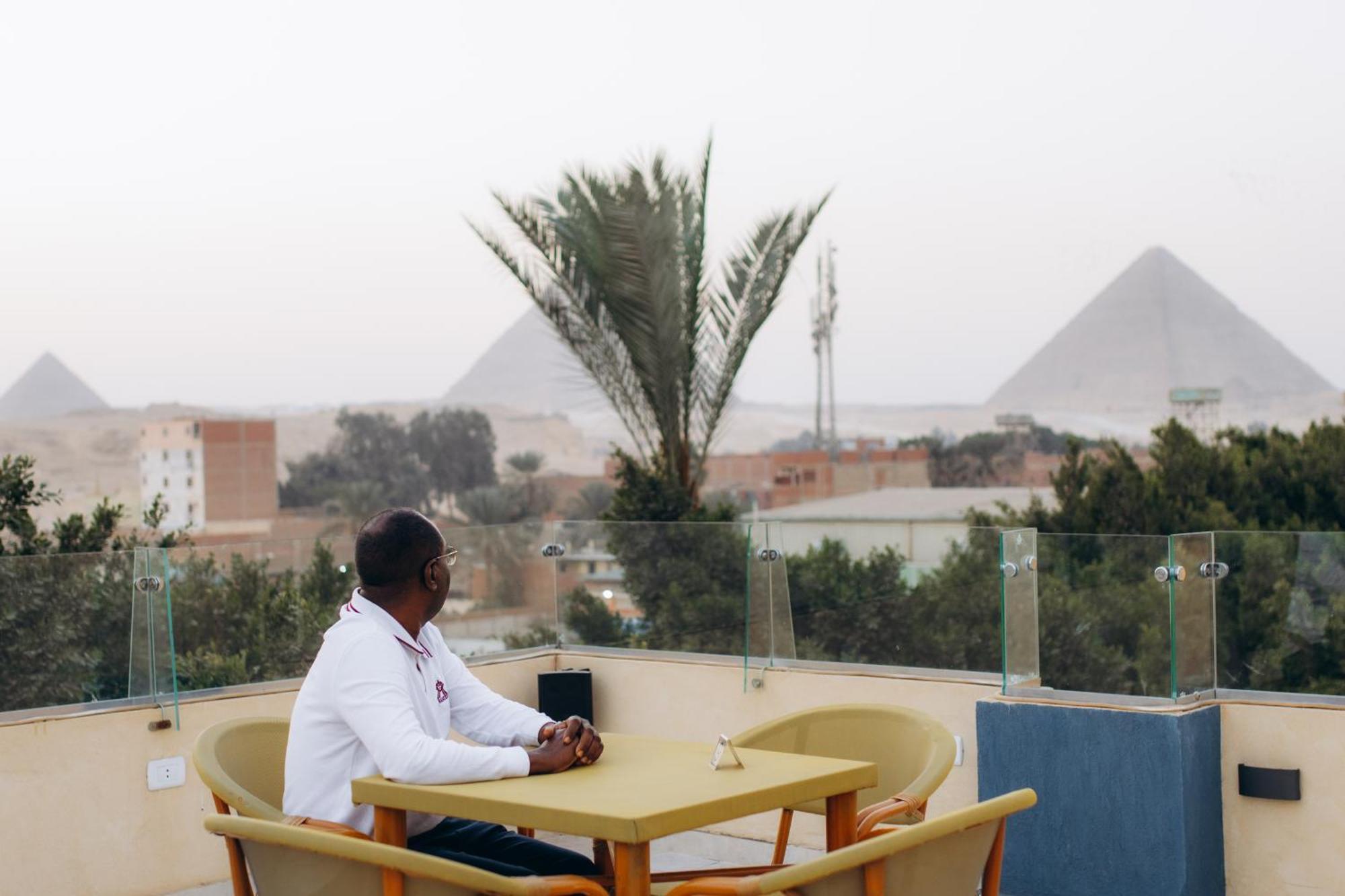 Regent Pyramids View Hotel Kafrat al Jabal Exterior foto