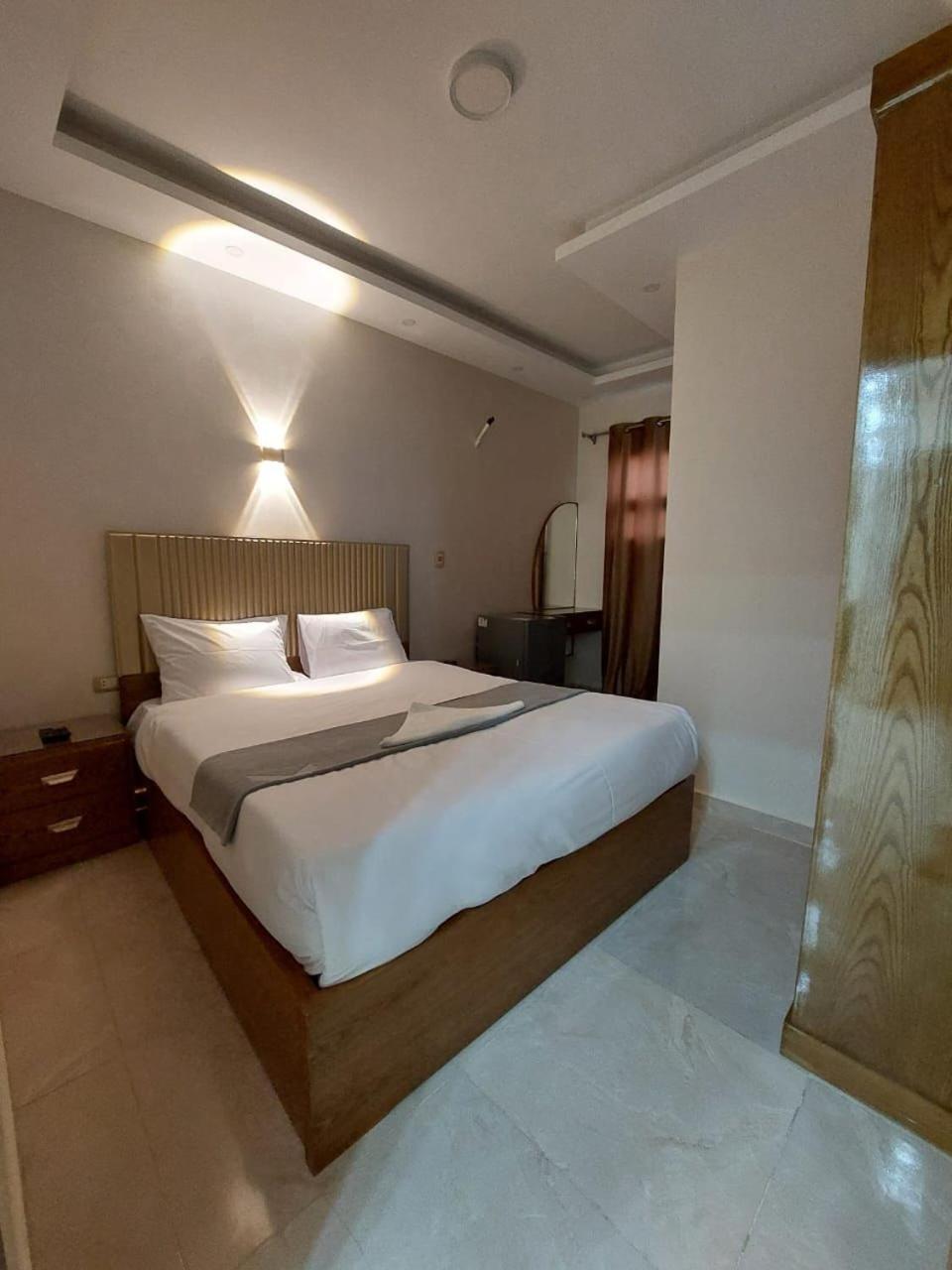 Regent Pyramids View Hotel Kafrat al Jabal Exterior foto